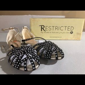 Restricted Black Flats